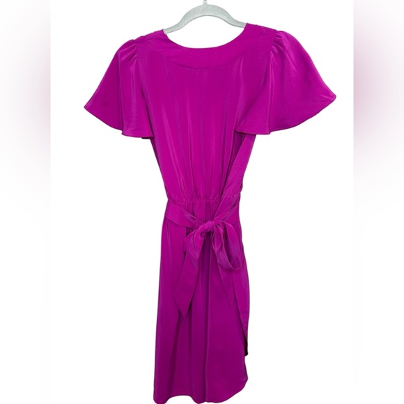 Amanda Uprichard 100% Silk size Small in a bright fuchsia - Picture 11 of 12